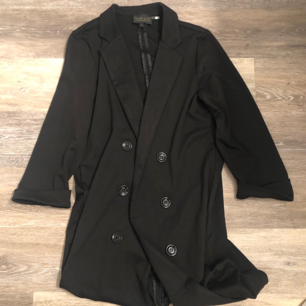 Very long black blazer jacket